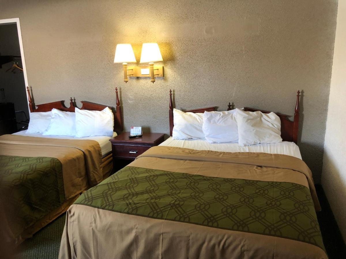Econo Lodge Wisconsin Rapids Dış mekan fotoğraf