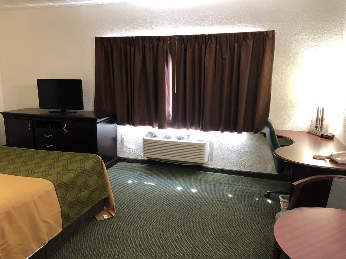 Econo Lodge Wisconsin Rapids Dış mekan fotoğraf