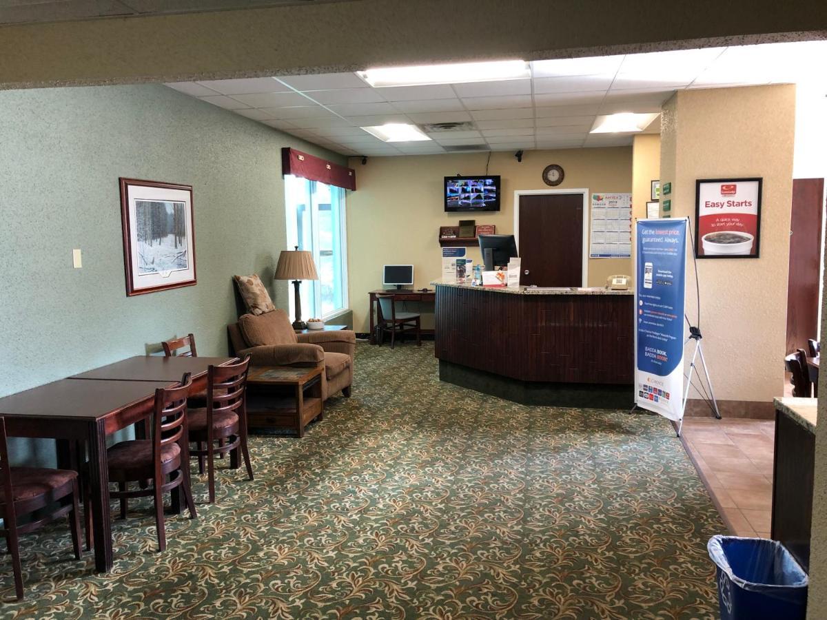 Econo Lodge Wisconsin Rapids Dış mekan fotoğraf