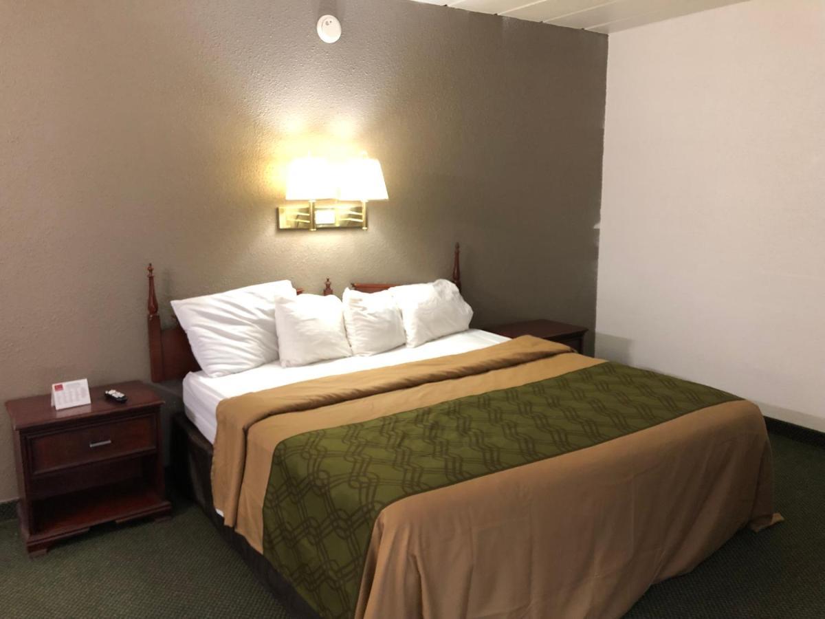 Econo Lodge Wisconsin Rapids Dış mekan fotoğraf