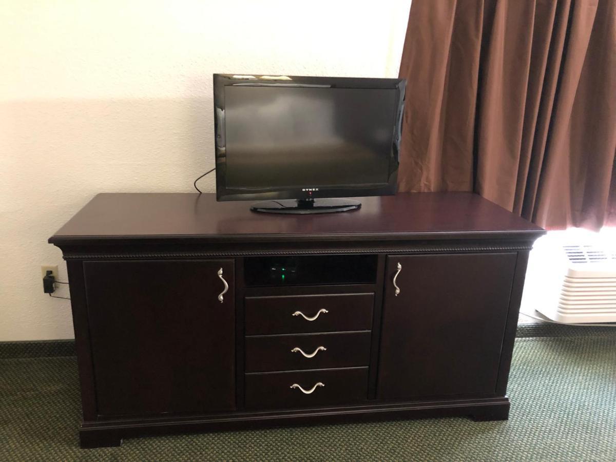 Econo Lodge Wisconsin Rapids Dış mekan fotoğraf