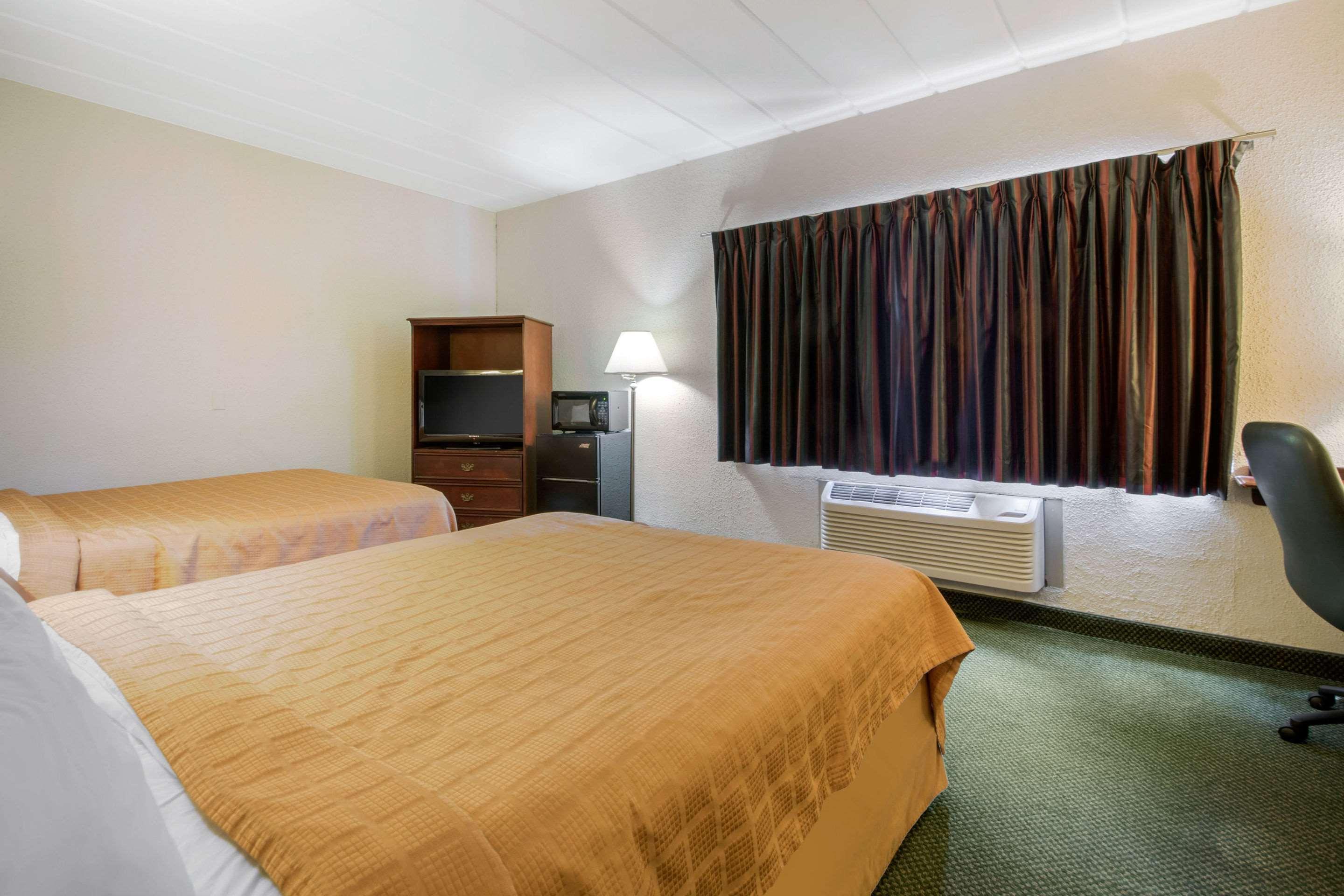 Econo Lodge Wisconsin Rapids Dış mekan fotoğraf