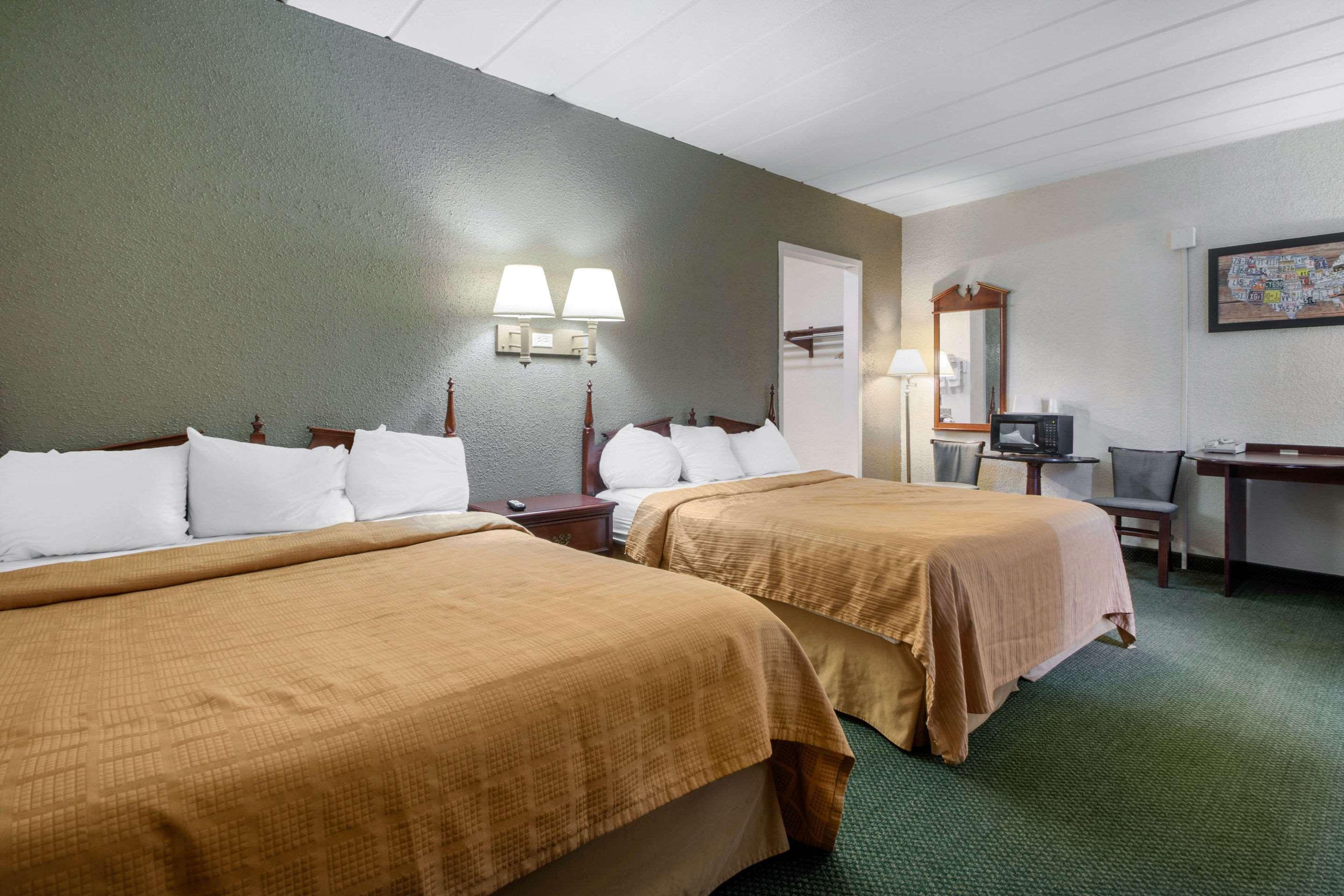 Econo Lodge Wisconsin Rapids Dış mekan fotoğraf