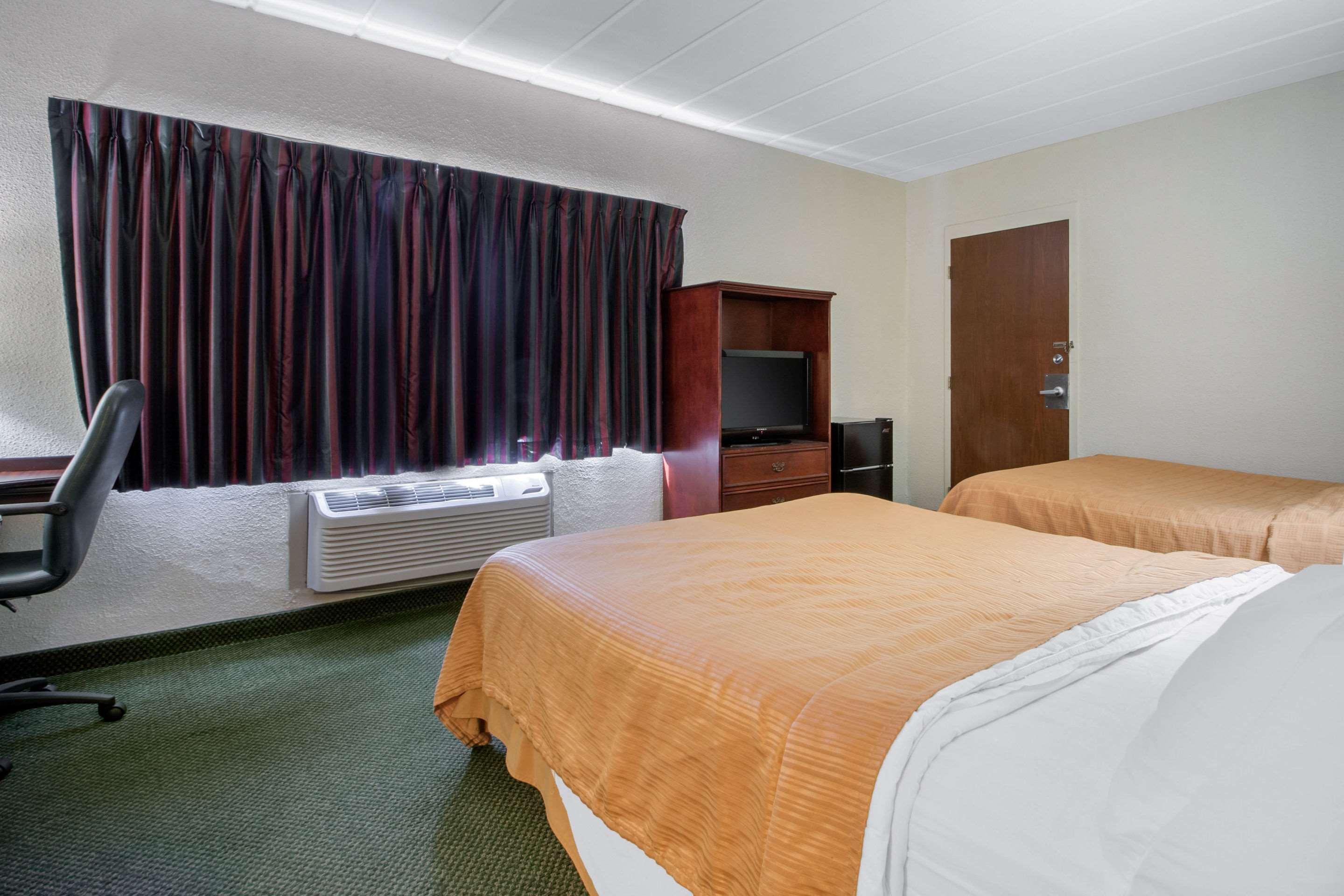 Econo Lodge Wisconsin Rapids Dış mekan fotoğraf