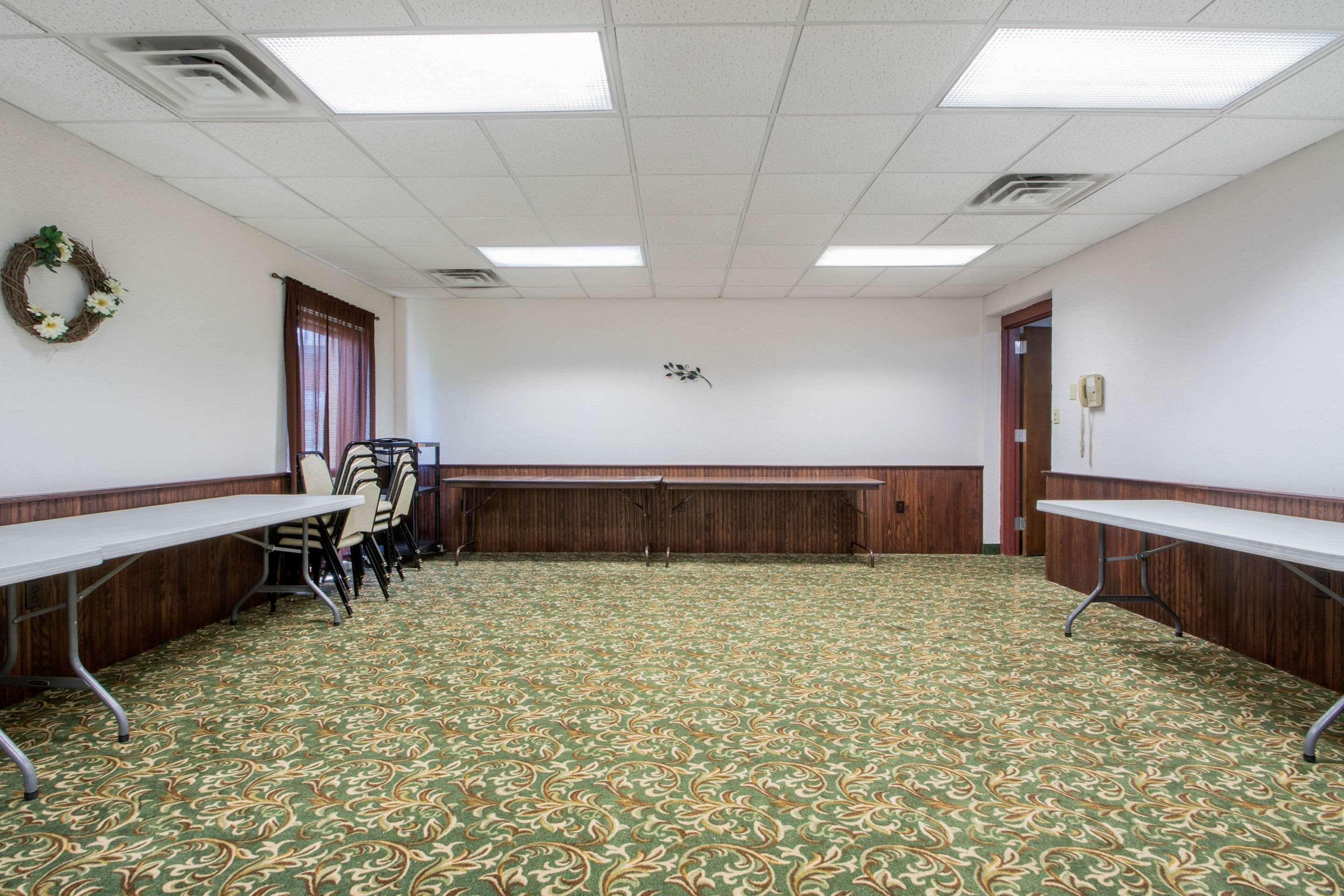 Econo Lodge Wisconsin Rapids Dış mekan fotoğraf
