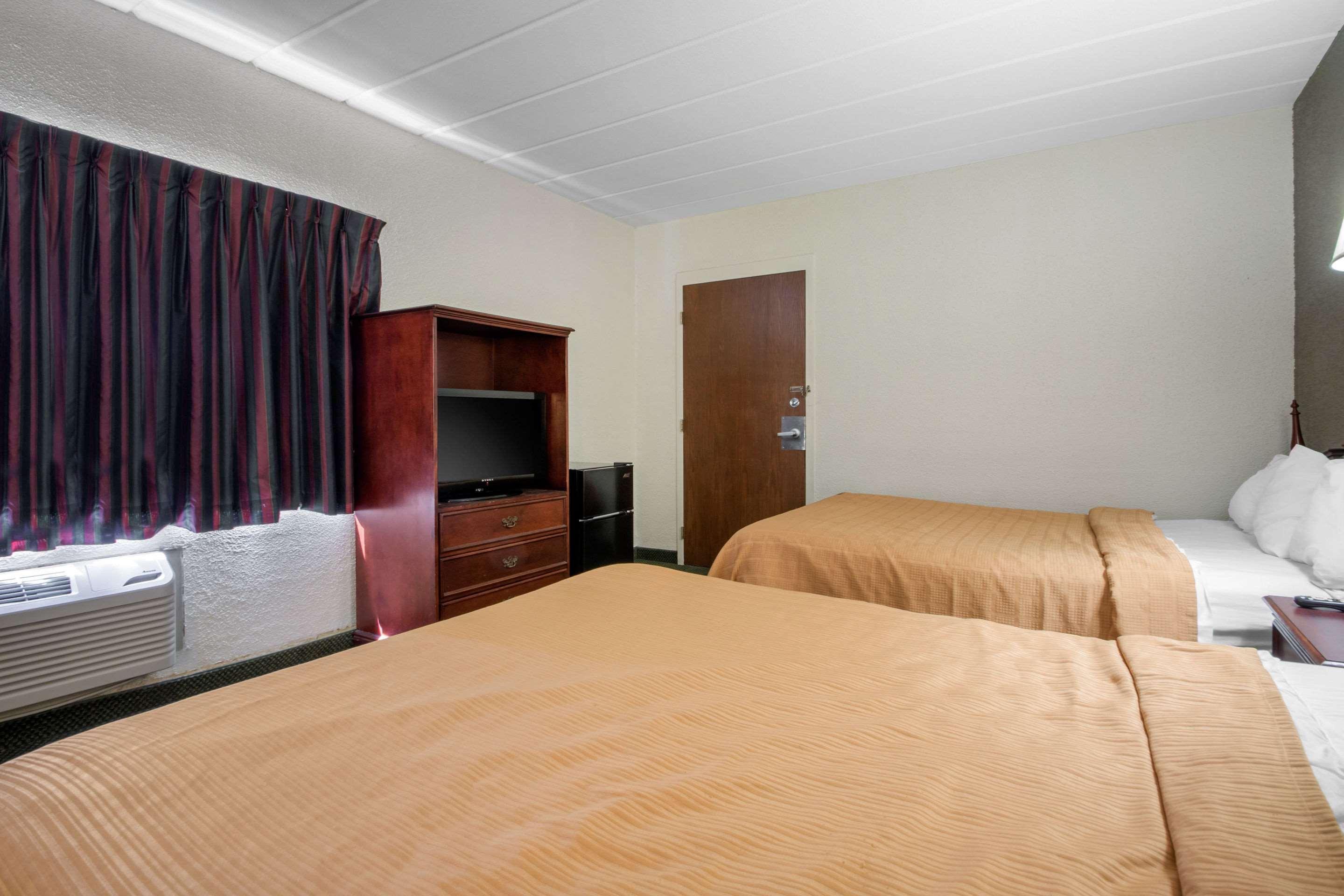 Econo Lodge Wisconsin Rapids Dış mekan fotoğraf
