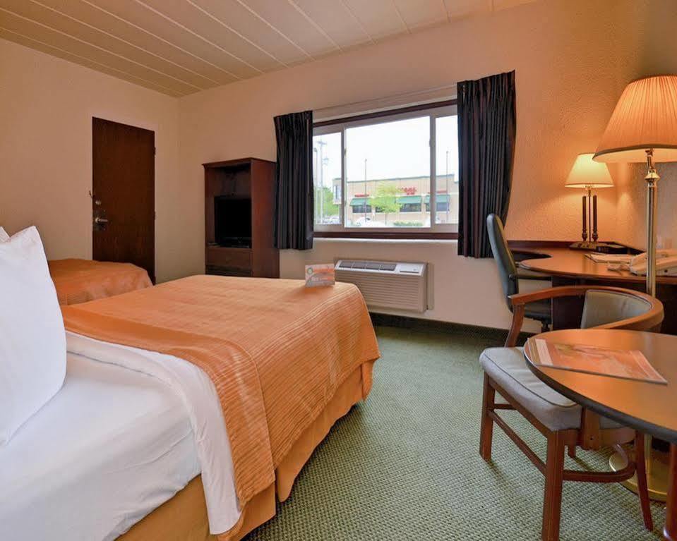 Econo Lodge Wisconsin Rapids Dış mekan fotoğraf